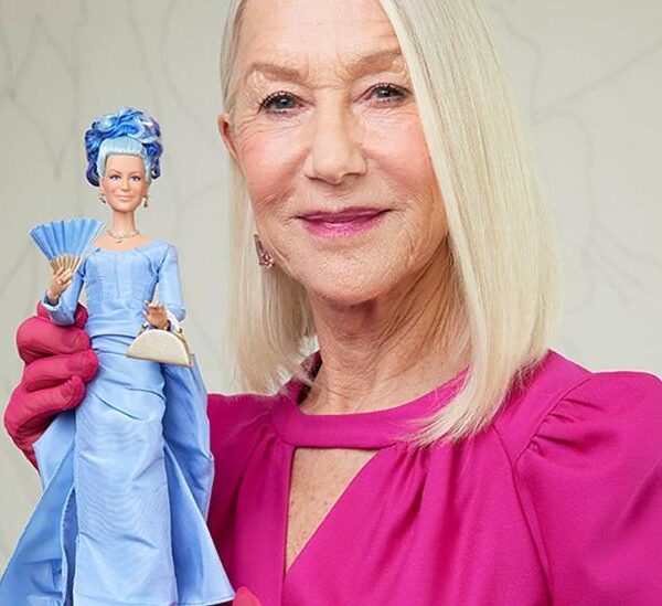 Helen Mirren gjenskapt som Barbie-dukke: - Hadde jeg aldri trodd skulle skje